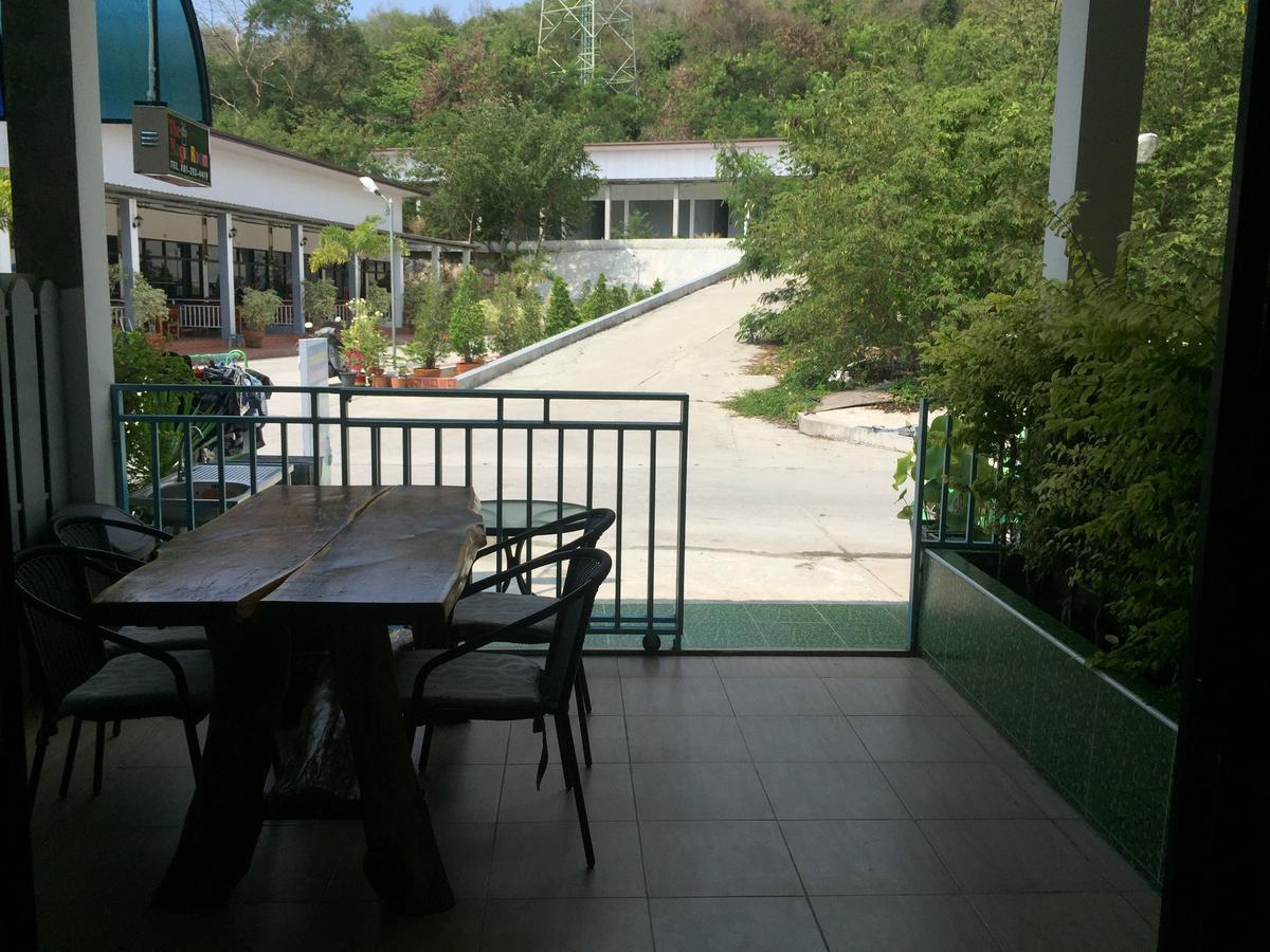 Hotel Baan Aomsub Koh Samet Exterior foto